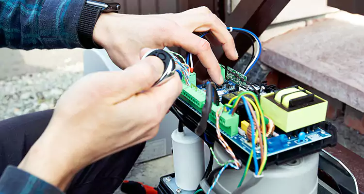 Automatic Driveway Gate Repair in Sebastian, FL