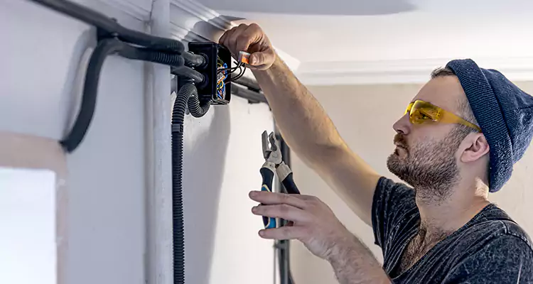 Garage Door Opener Cable Repair in Sebastian, FL