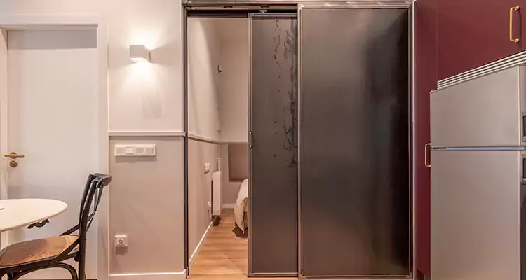 We Fix Closet Sliding Door in Sebastian, FL 