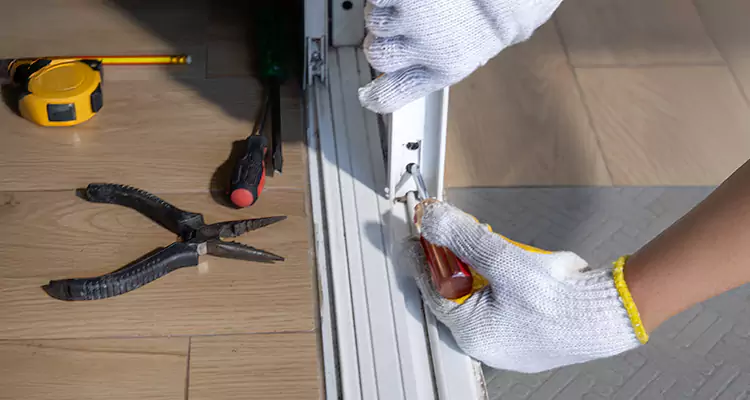 Screen Door Wheel Replacement in Sebastian, FL