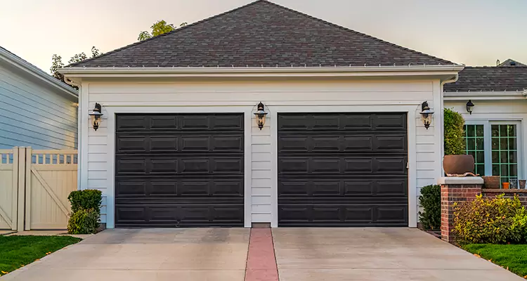 Residential Local Garage Door Repair in Sebastian, FL