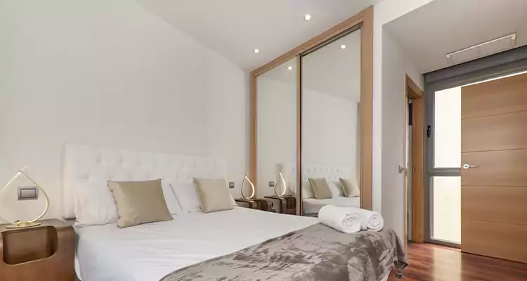 Sliding Wardrobe Door Mirror Replacement in Sebastian, FL